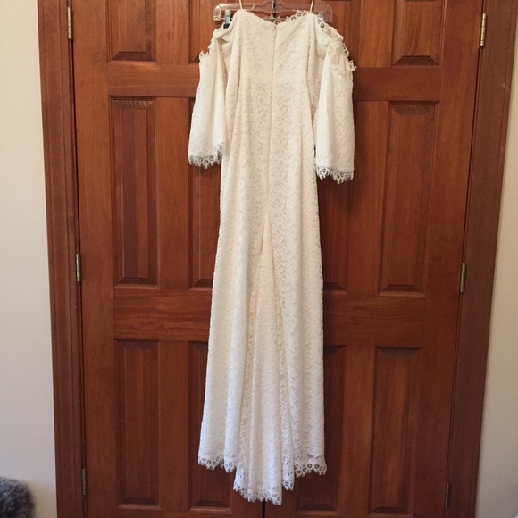 Nicole Miller Lace Off-The-Shoulder Wedding Dress - Picture 7 of 8